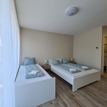 Oet Fenyo Apartmanhaz ชิโอฟก ภายนอก รูปภาพ
