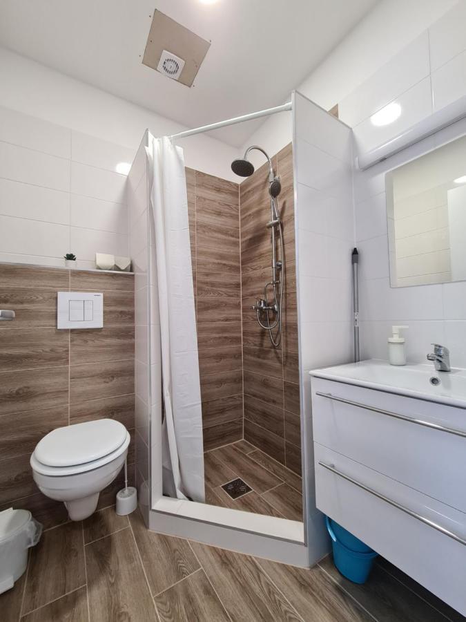 Oet Fenyo Apartmanhaz ชิโอฟก ภายนอก รูปภาพ