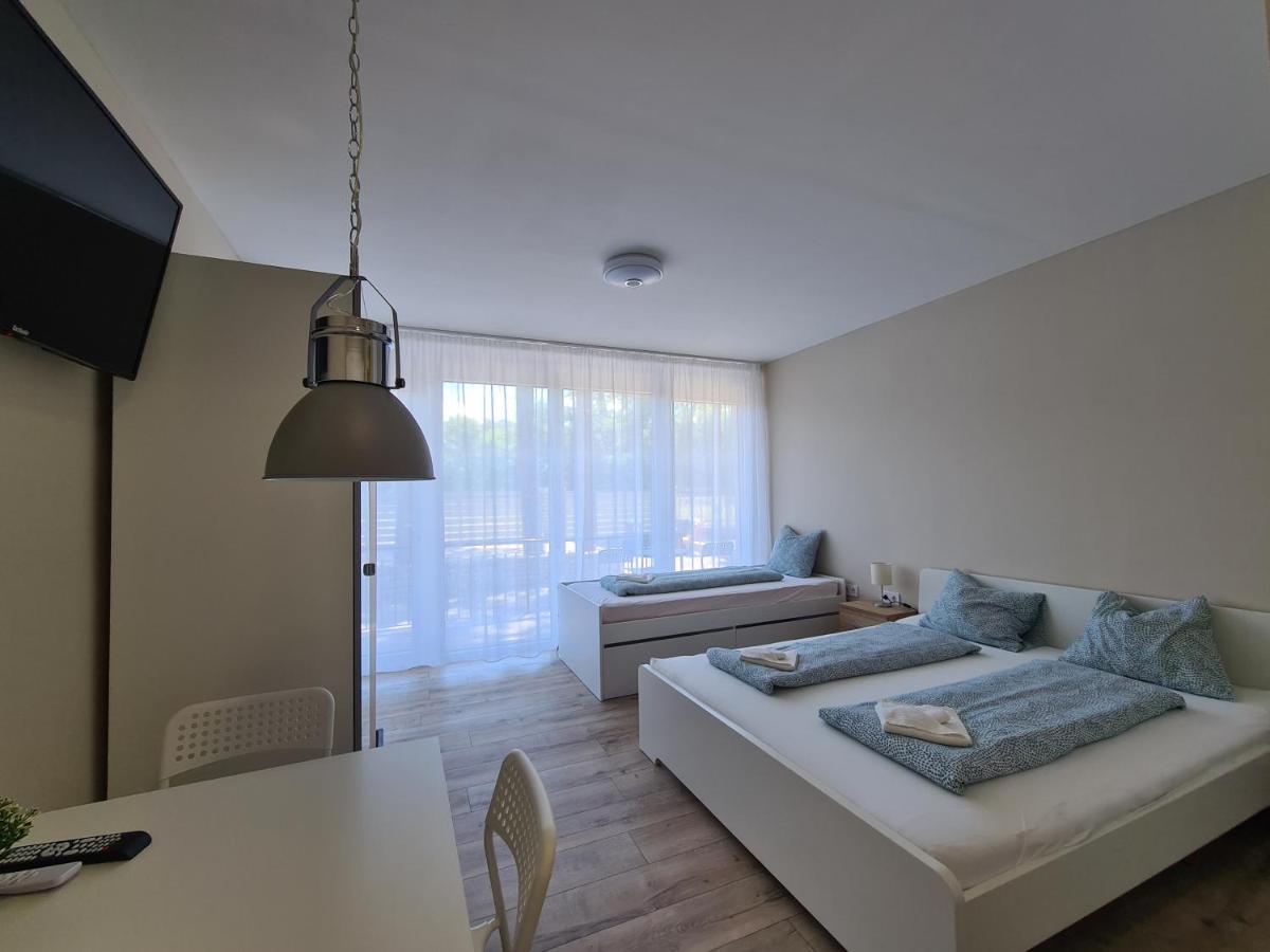 Oet Fenyo Apartmanhaz ชิโอฟก ภายนอก รูปภาพ