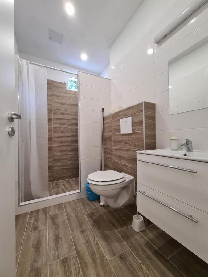 Oet Fenyo Apartmanhaz ชิโอฟก ภายนอก รูปภาพ