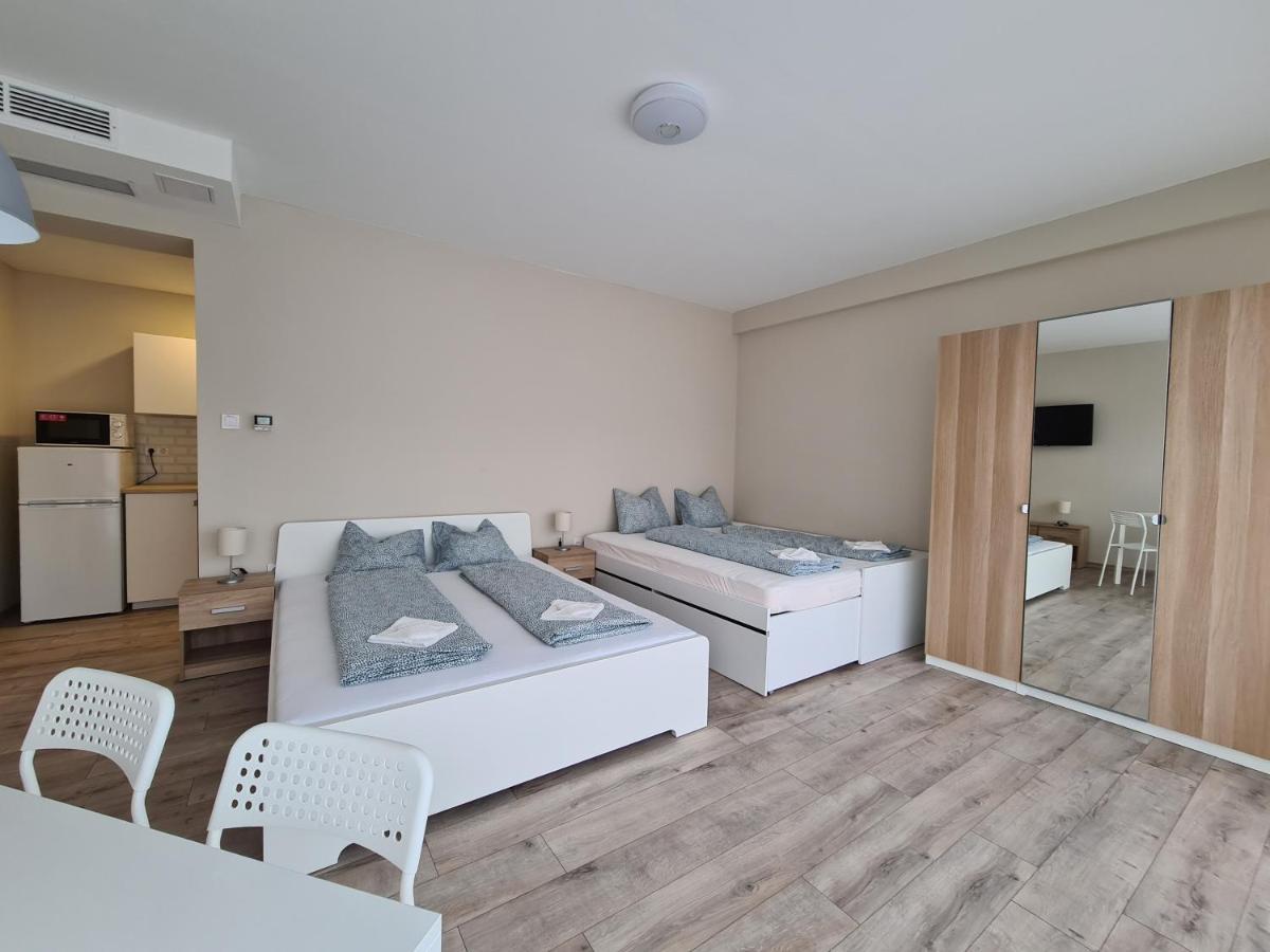Oet Fenyo Apartmanhaz ชิโอฟก ภายนอก รูปภาพ