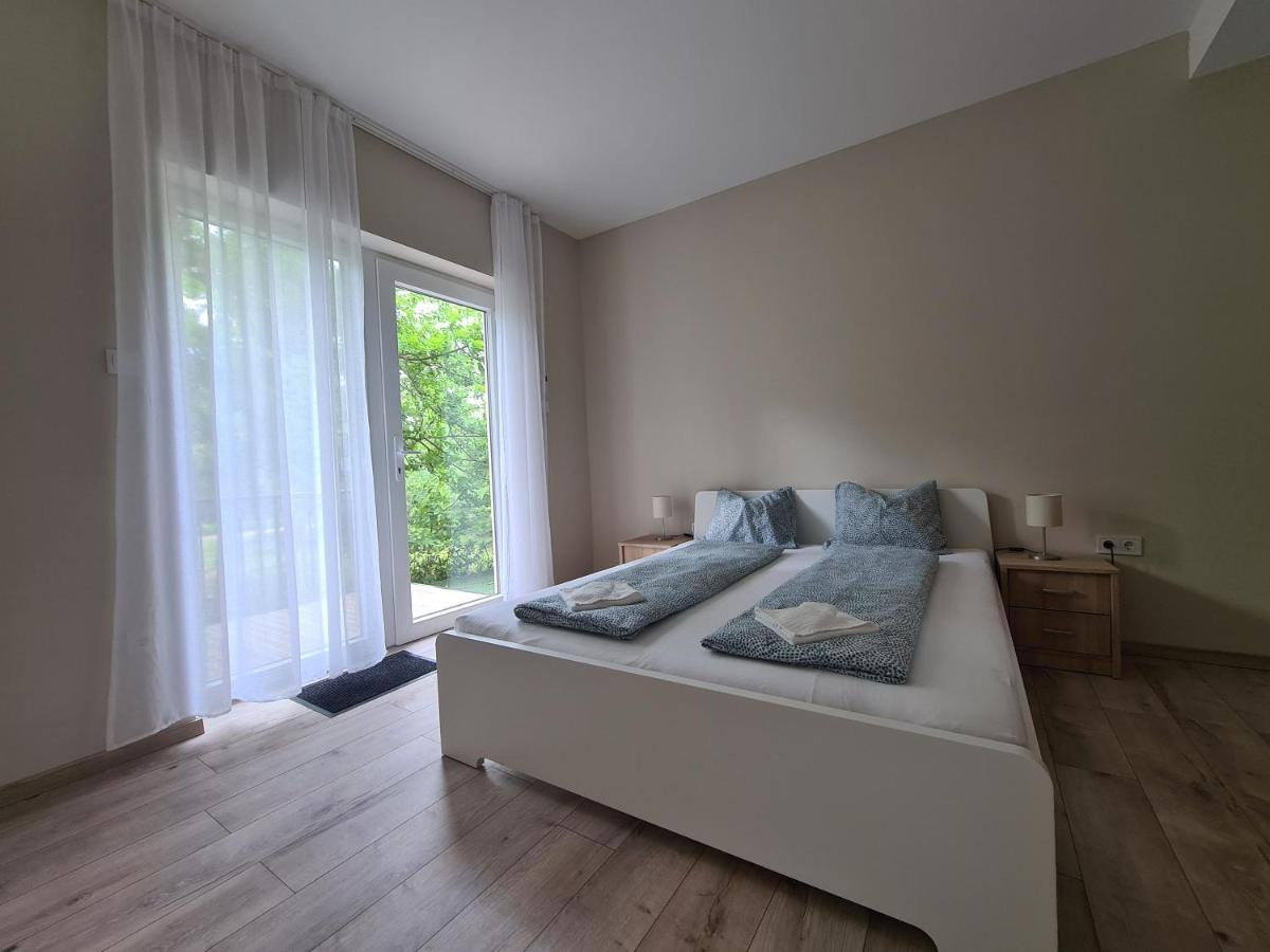 Oet Fenyo Apartmanhaz ชิโอฟก ภายนอก รูปภาพ